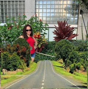 Meet your Posher, Dania